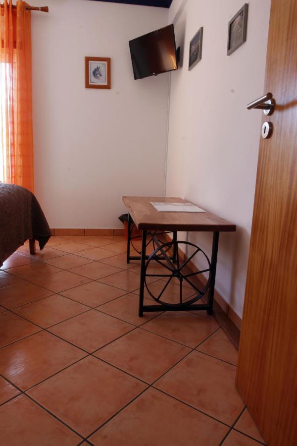 Bed & Breakfast Tir Na Nog Alfeizerão